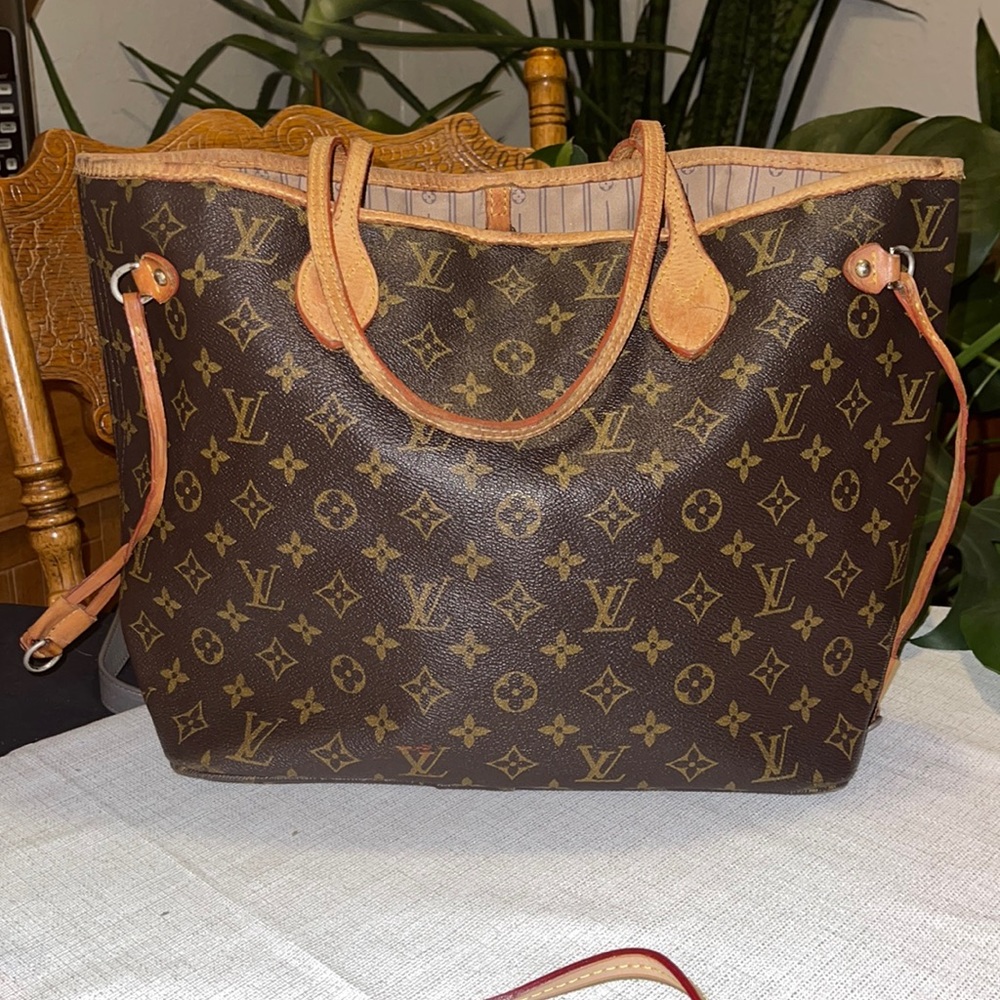 Auth louis vuitton neverful size PM vintage